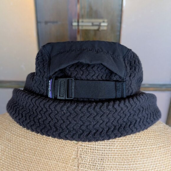 PATAGONIA | Winter Duckbill Running Cap | Black | One-Size - Picture 5 of 6